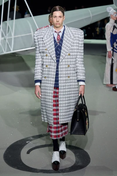 Look 29